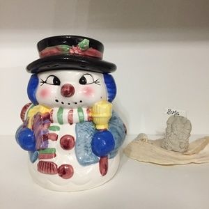 Snowman Boy Cookie Jar 7.5 x 5.5 Ceramic Holiday Candy Gift House Warming